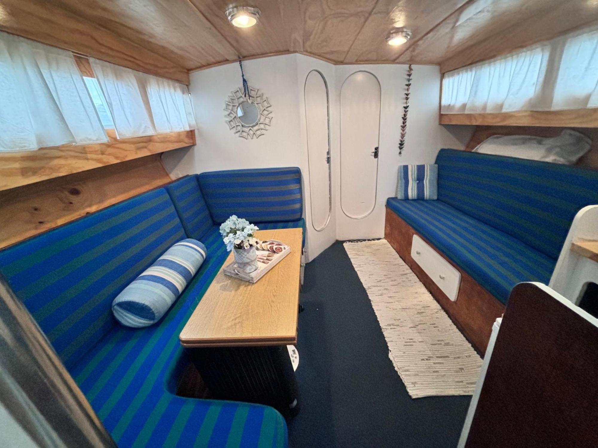 Wonderful Boat For Families And Friends Ξενοδοχείο Sant Adria de Besos Εξωτερικό φωτογραφία