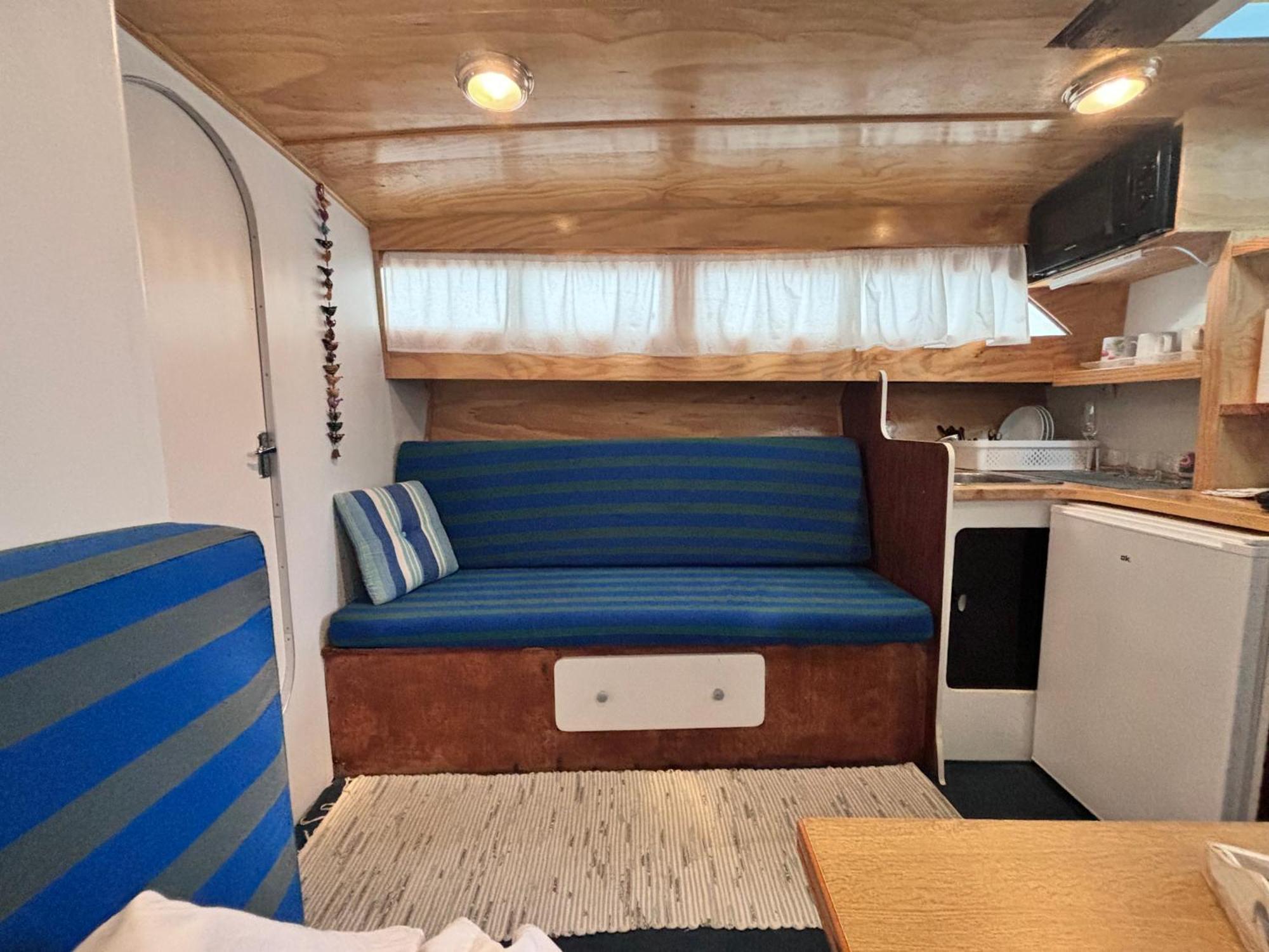 Wonderful Boat For Families And Friends Ξενοδοχείο Sant Adria de Besos Εξωτερικό φωτογραφία